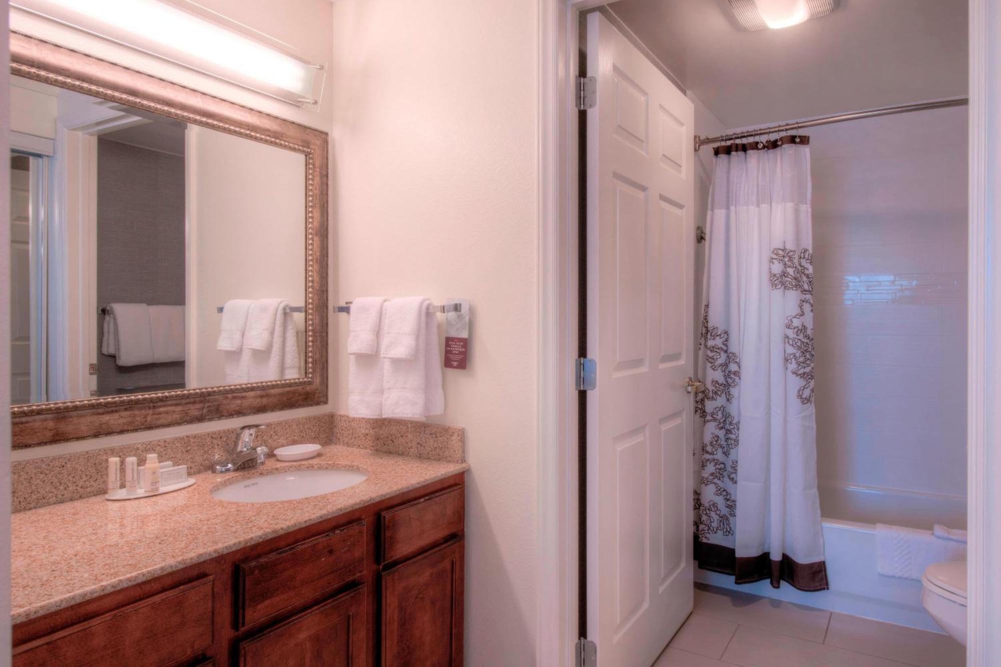 Residence Inn By Marriott Raleigh Crabtree Valley Eksteriør bilde